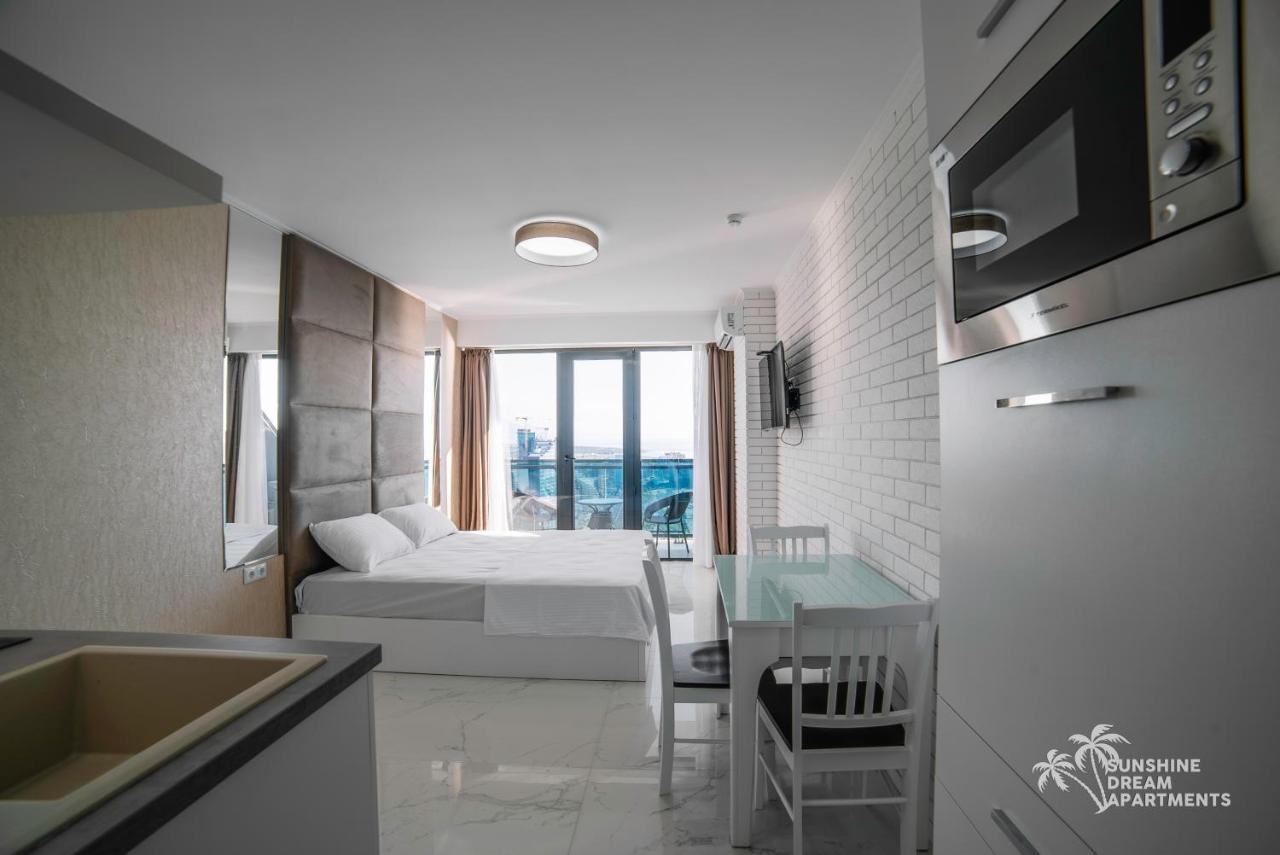Sunshine Apartments Orbi Beach Tower Batumi Exteriör bild